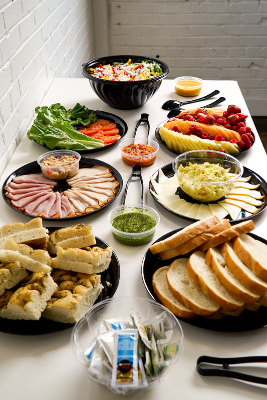 Picnic Lunch (Sandwich + Salad Buffet)